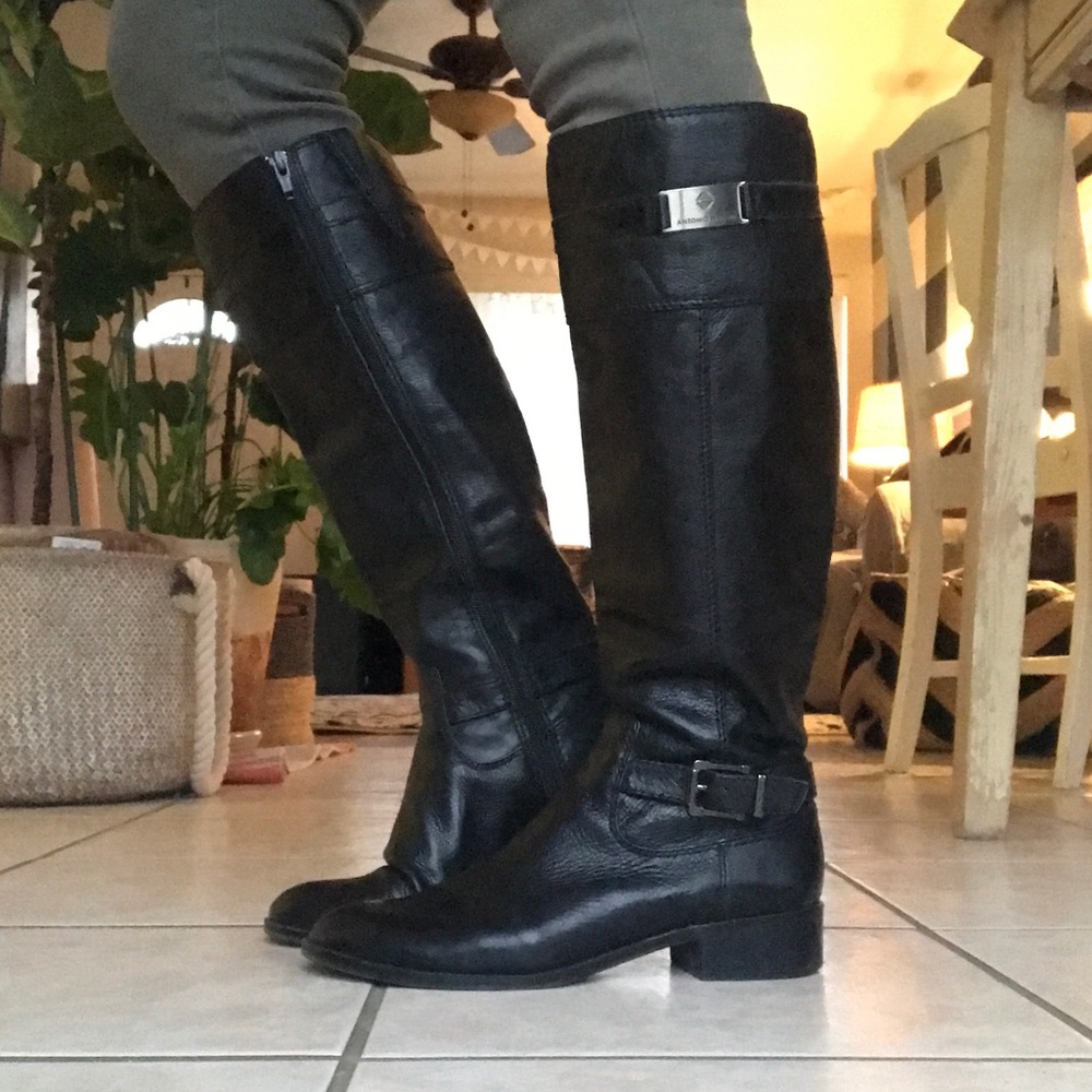 Antonio Melani leather boots
